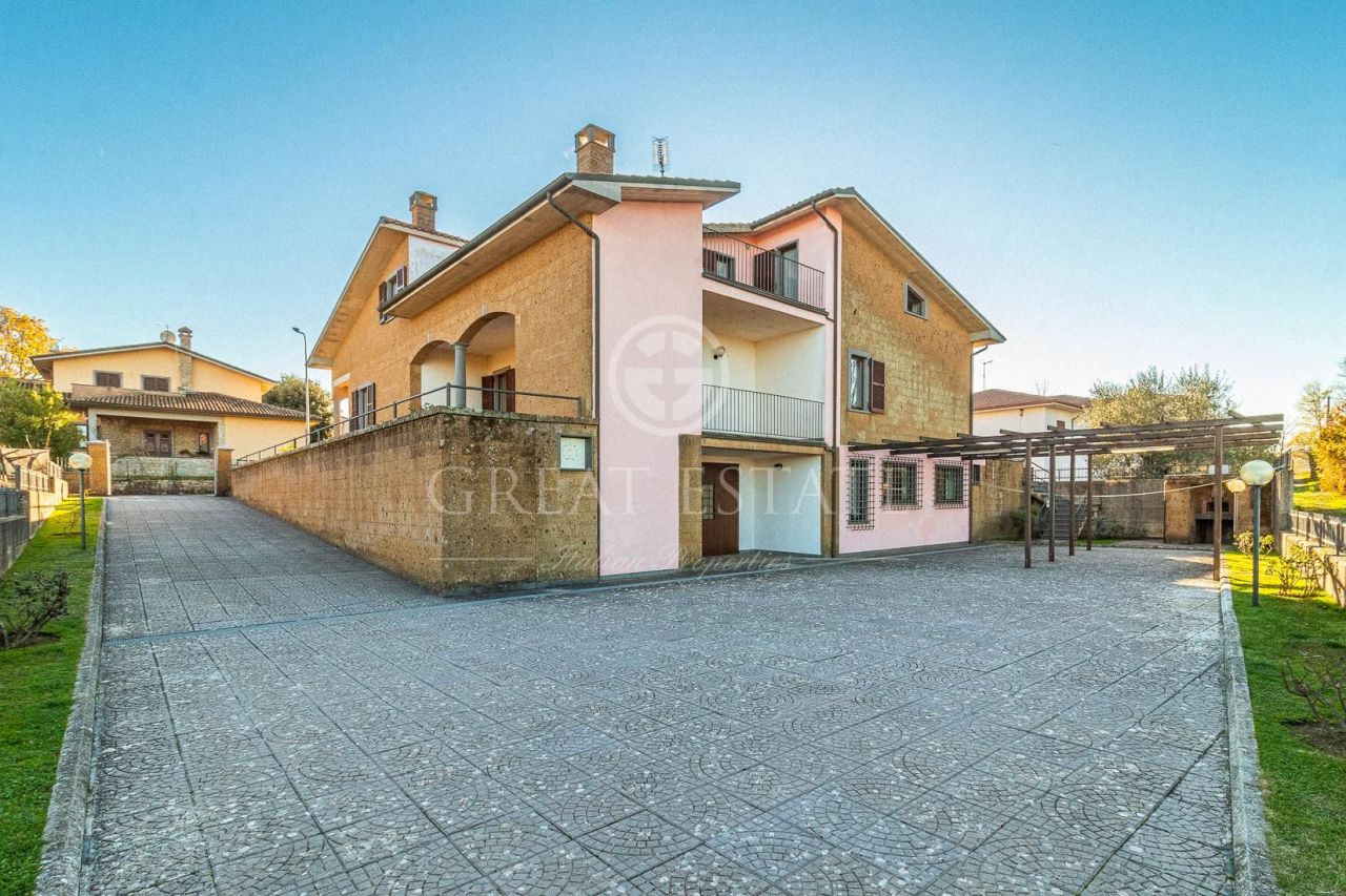 Дом в Витербо, Италия, 313.8 м2 фото 4