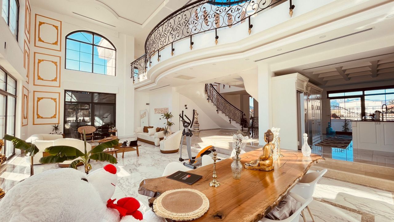 Вилла в Анталии, Турция, 920 м2 фото 2
