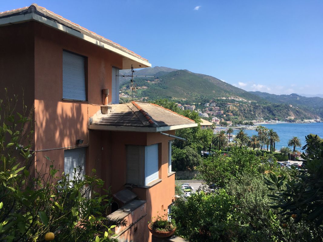 Дом в Генуе, Италия, 290 м2 фото 1