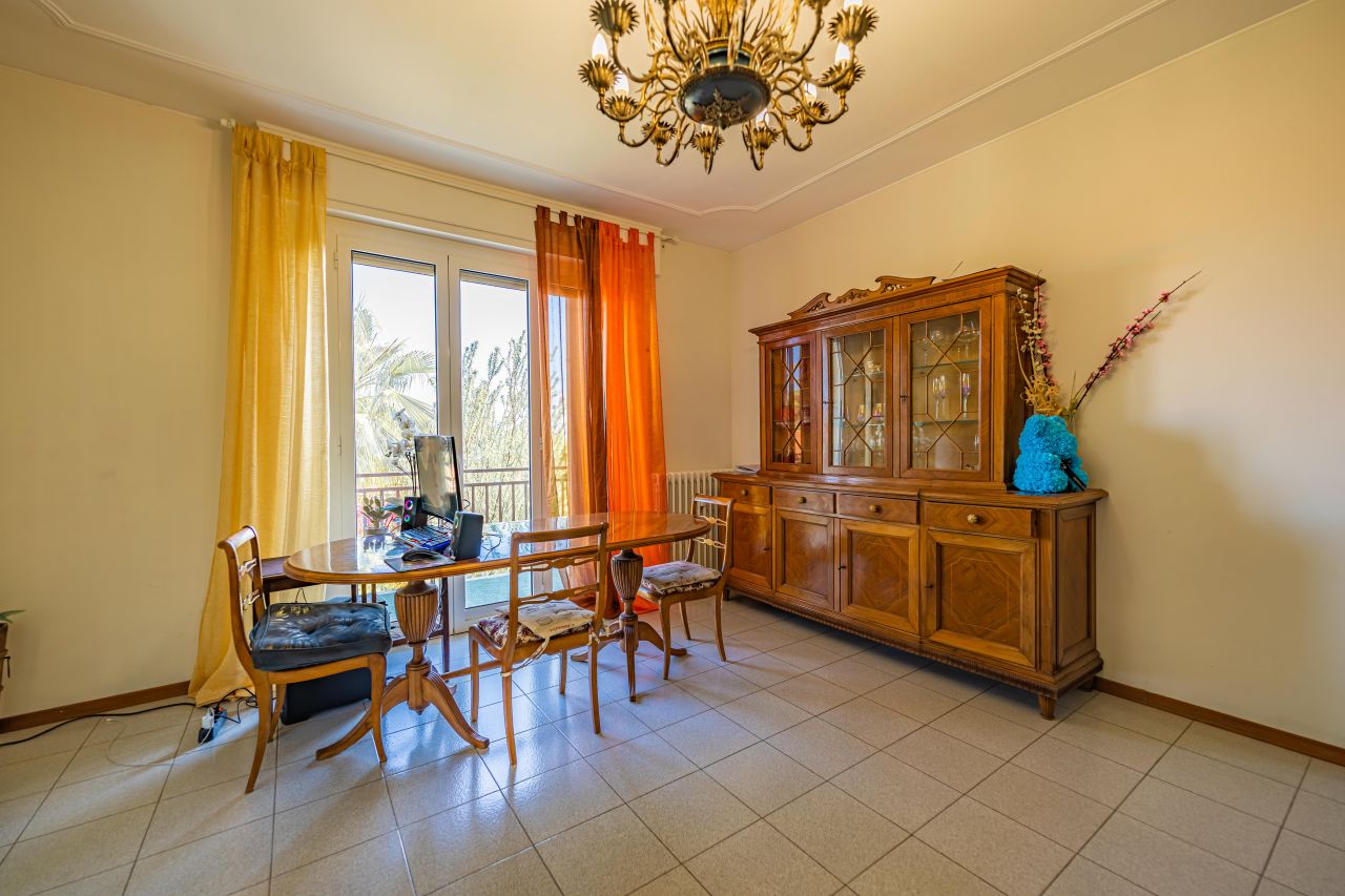 Апартаменты в Сан-Ремо, Италия, 106 м2 фото 3