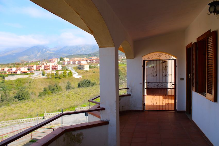 Апартаменты в Скалее, Италия, 76 м2 фото 1