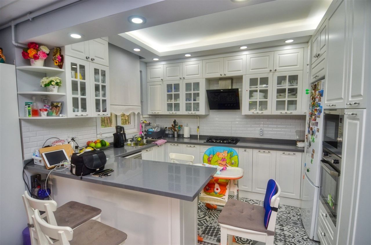 Квартира в Анталии, Турция, 180 м2 фото 2
