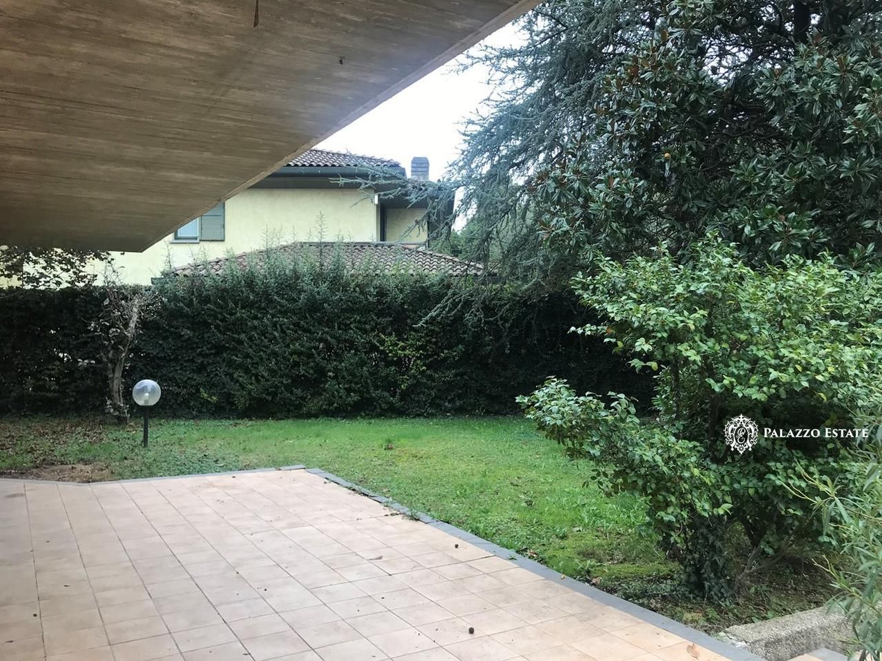 Вилла в Милане, Италия, 500 м2 фото 2