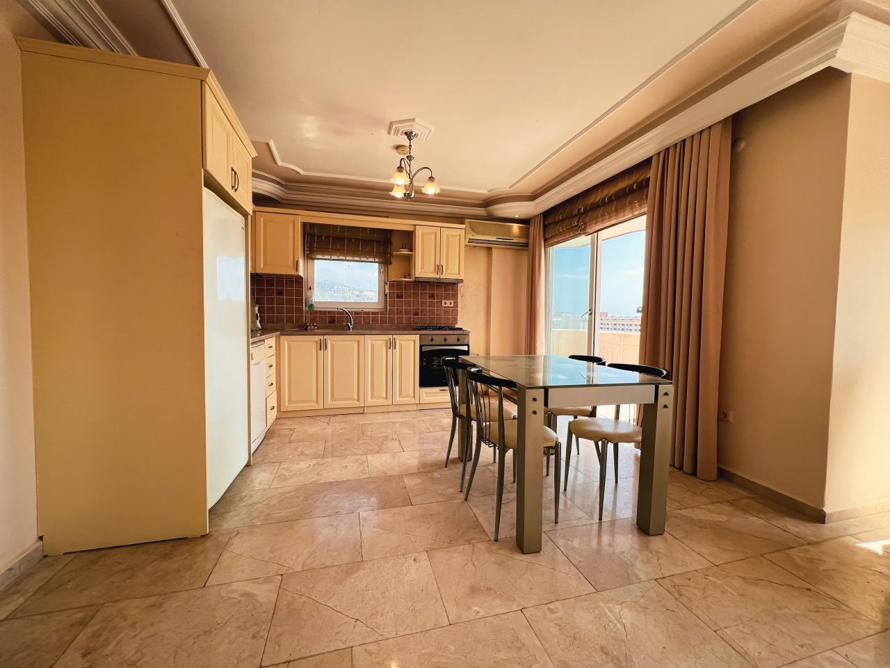 Квартира в Алании, Турция, 230 м2 фото 2