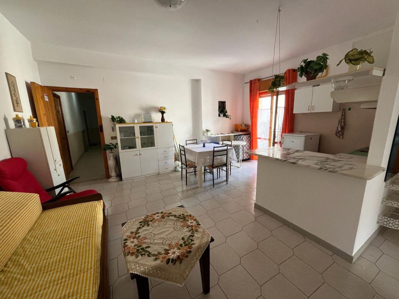 Квартира в Скалее, Италия, 77 м2 фото 4
