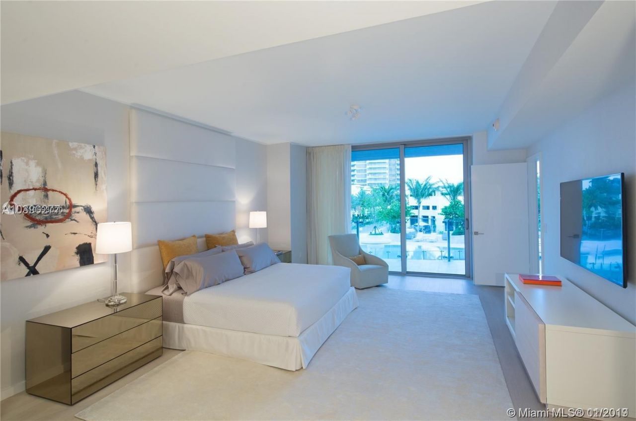 Квартира в Майами, США, 250 м2 фото 5
