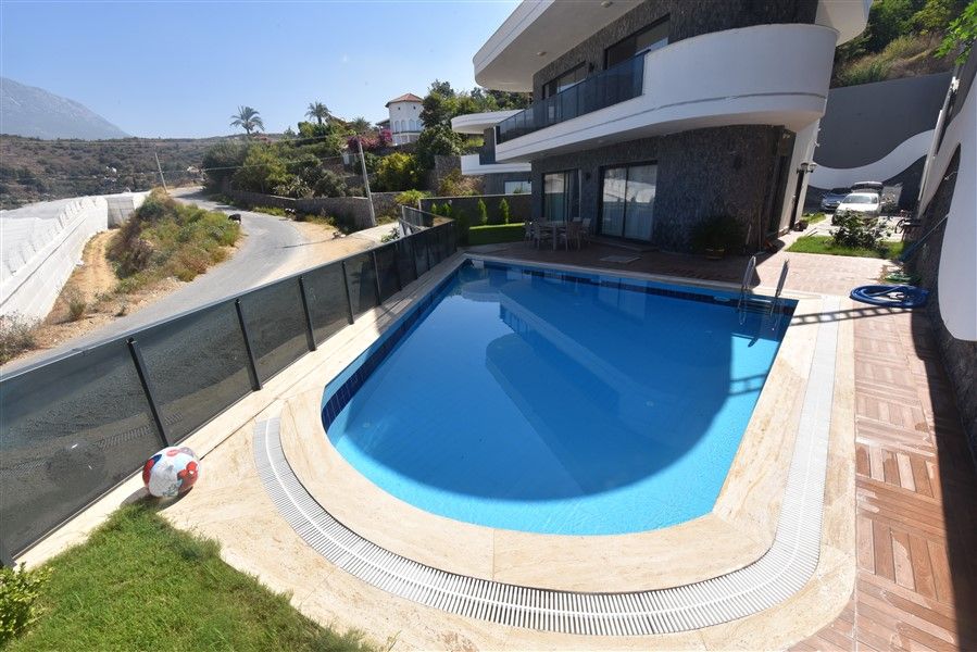 Вилла в Алании, Турция, 240 м2 фото 2