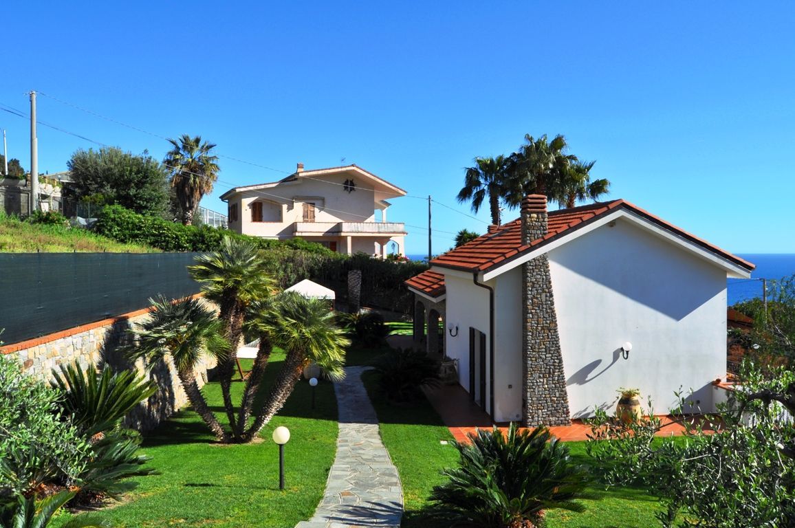Вилла в Сан-Ремо, Италия, 300 м2 фото 4