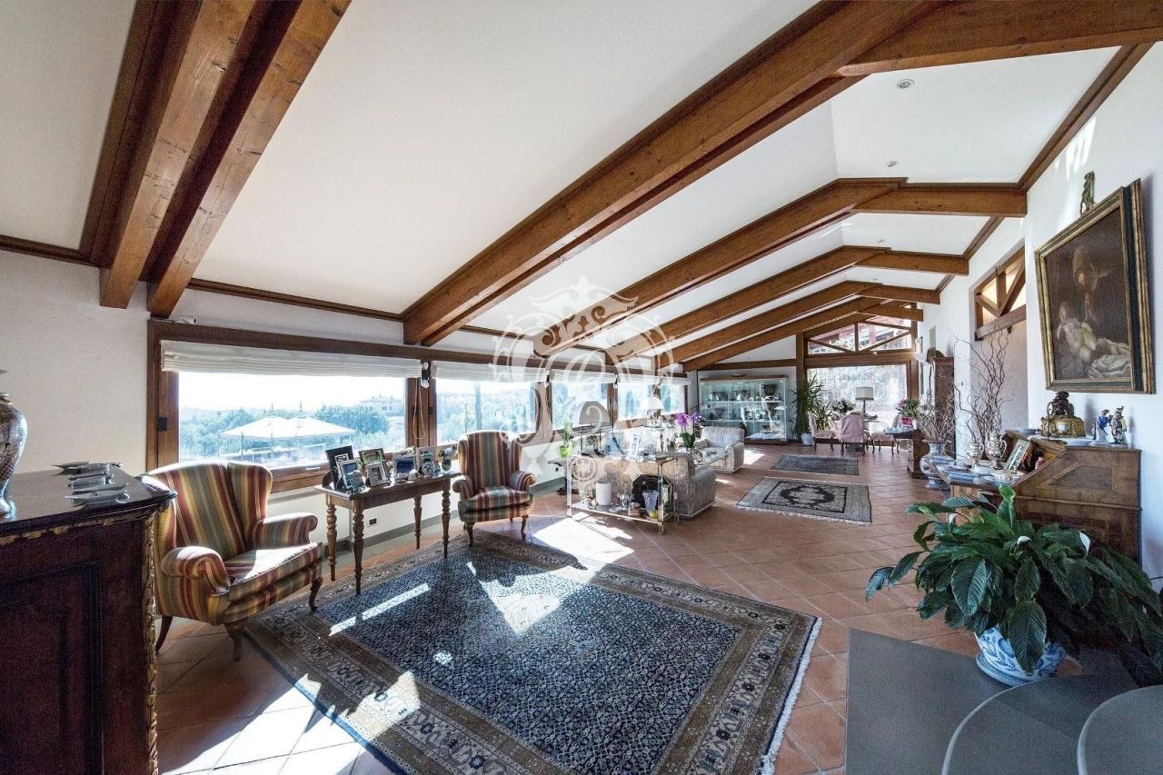 Вилла в Сиене, Италия, 500 м2 фото 3