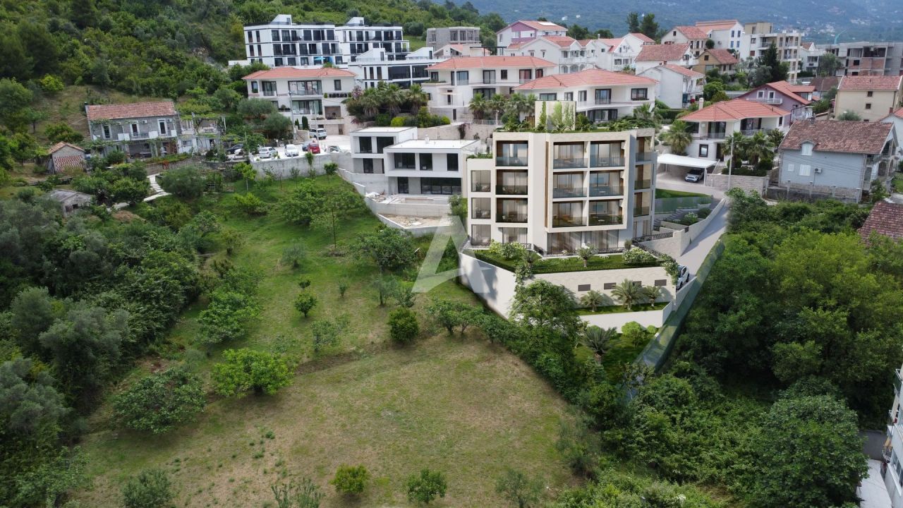 Апартаменты в Тивате, Черногория, 45 м2 фото 4