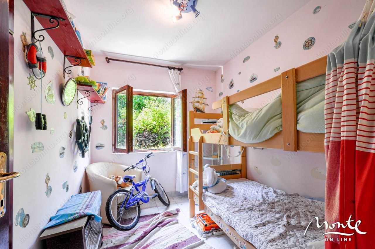 Дом в Тивате, Черногория, 180 м2 фото 4