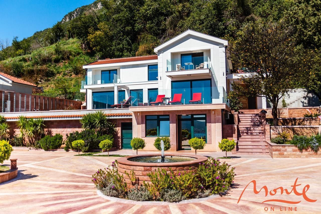 Вилла в Дженовичах, Черногория, 370 м2 фото 2