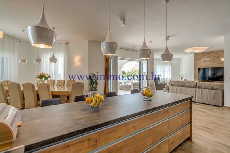 Вилла в Рогознице, Хорватия, 300 м2 фото 5