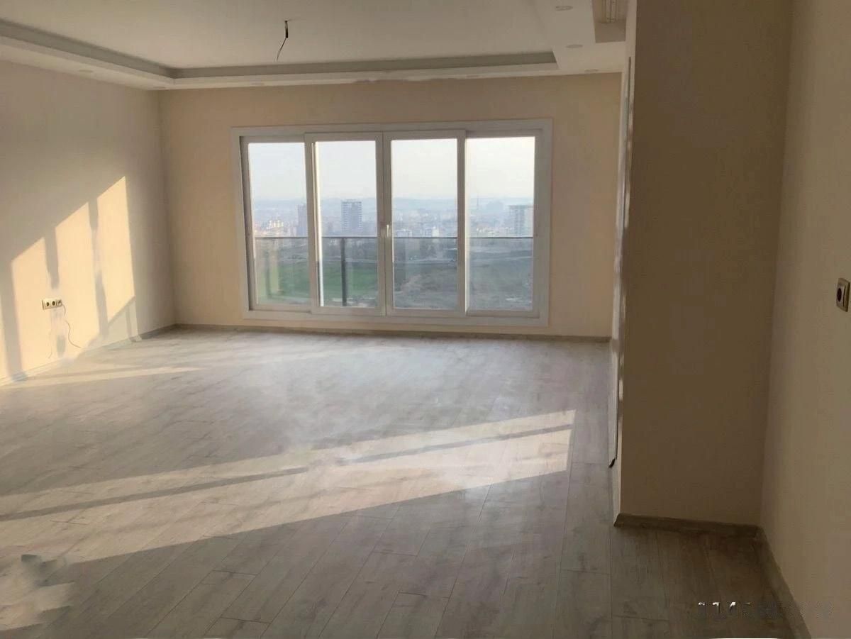 Квартира в Мерсине, Турция, 220 м2 фото 2
