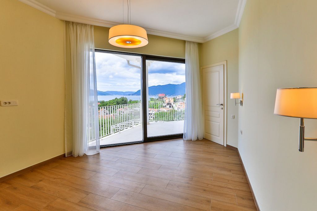 Вилла в Тивате, Черногория, 290 м2 фото 4