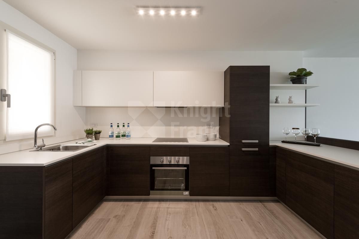 Квартира в Комо, Италия, 231 м2 фото 2