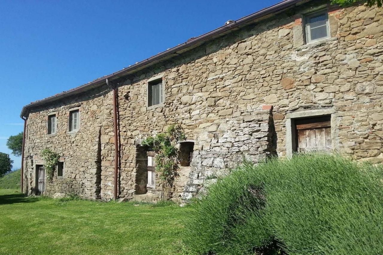 Дом Loro Ciuffenna, Италия, 160 м2 фото 3