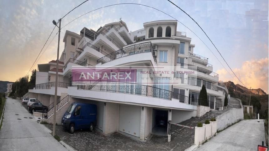 Апартаменты в Херцег-Нови, Черногория фото 2