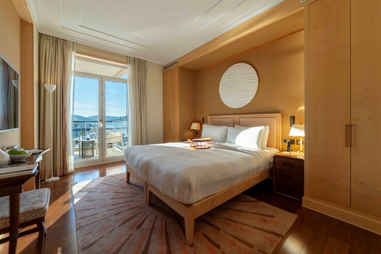 Апартаменты в Тивате, Черногория, 140 м2 фото 5