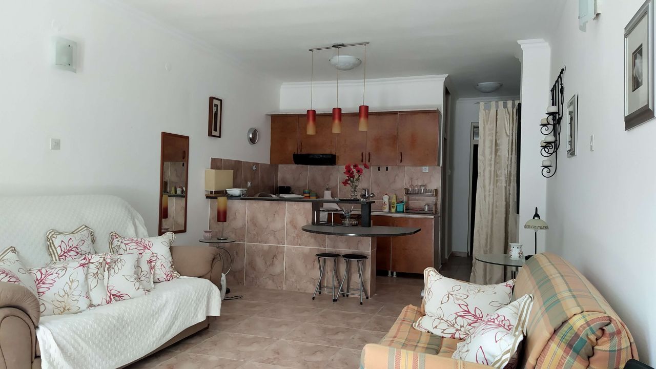 Квартира в Святом Стефане, Черногория, 50 м2 фото 4