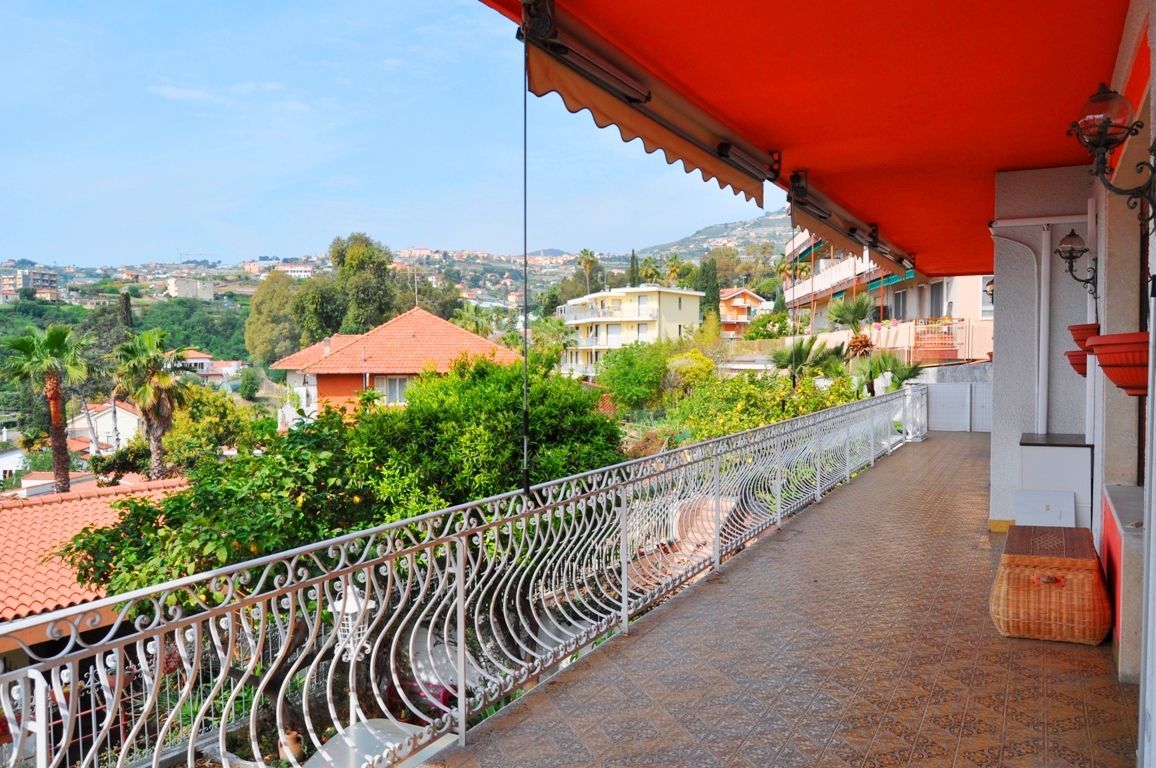 Квартира в Сан-Ремо, Италия, 134 м2 фото 3