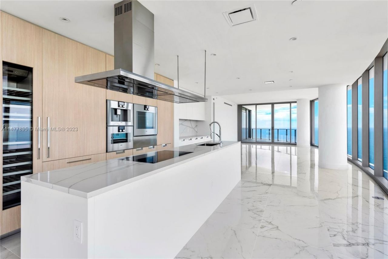 Квартира в Майами, США, 300 м2 фото 5