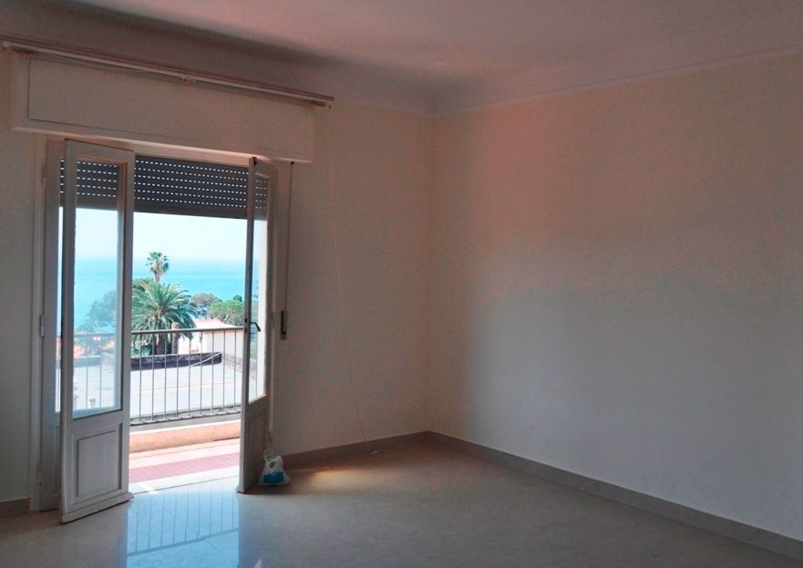 Квартира в Сан-Ремо, Италия, 75 м2 фото 4