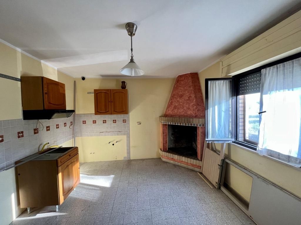 Дом в Читта-Сант-Анджело, Италия, 250 м2 фото 4