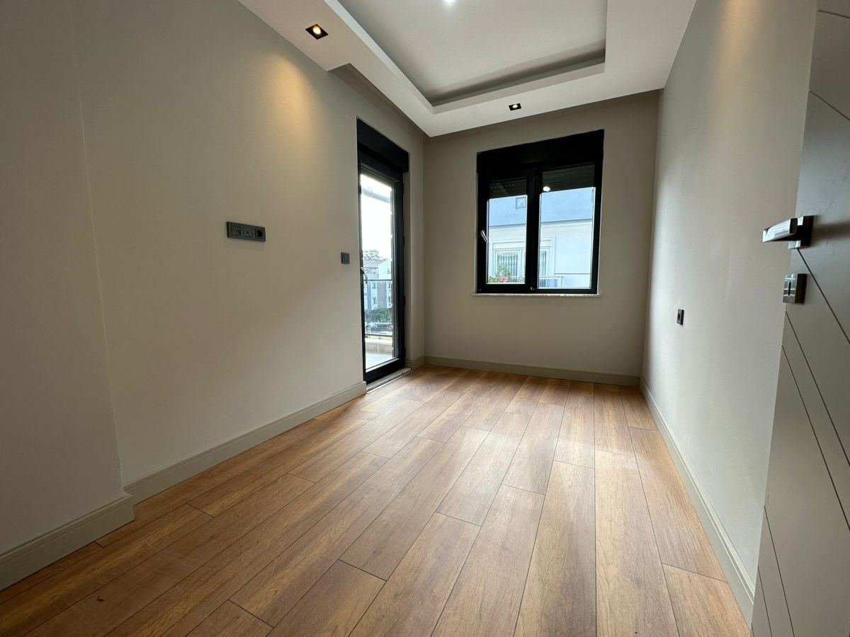 Квартира Güzeloba Mh.Lara, Турция, 155 м2 фото 2