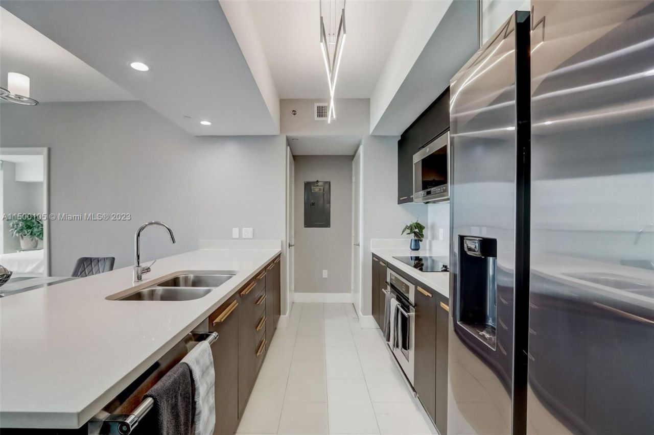 Квартира в Майами, США, 100 м2 фото 3
