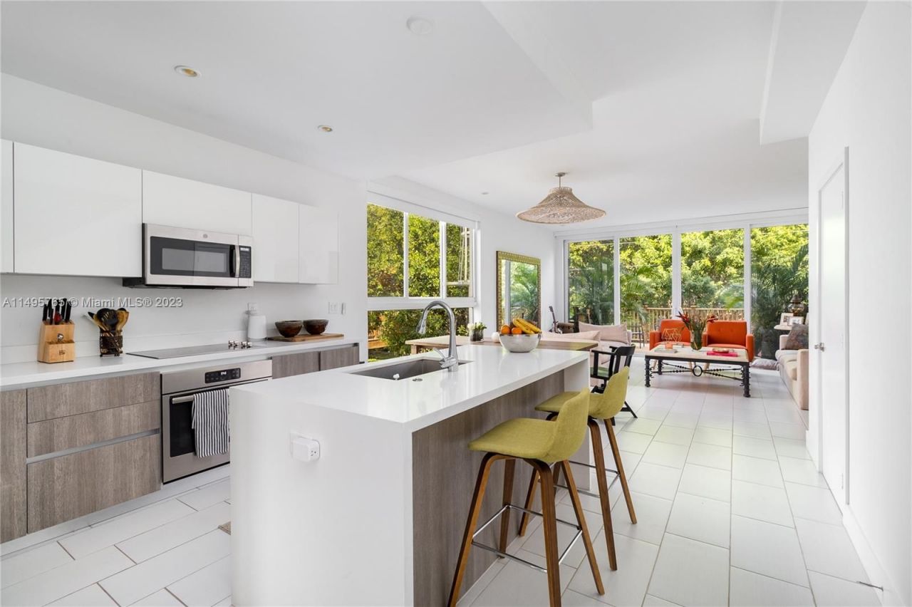 Таунхаус в Майами, США, 230 м2 фото 5