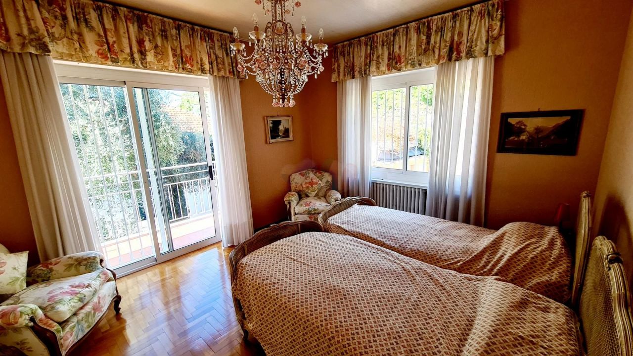 Апартаменты в Сан-Ремо, Италия, 170 м2 фото 5