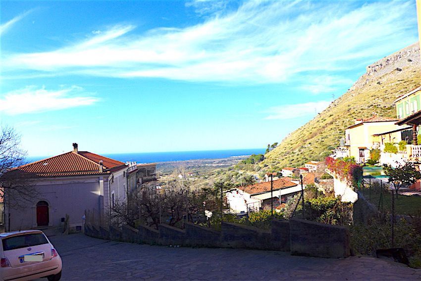Апартаменты в Санта-Доменика-Талао, Италия, 55 м2 фото 2