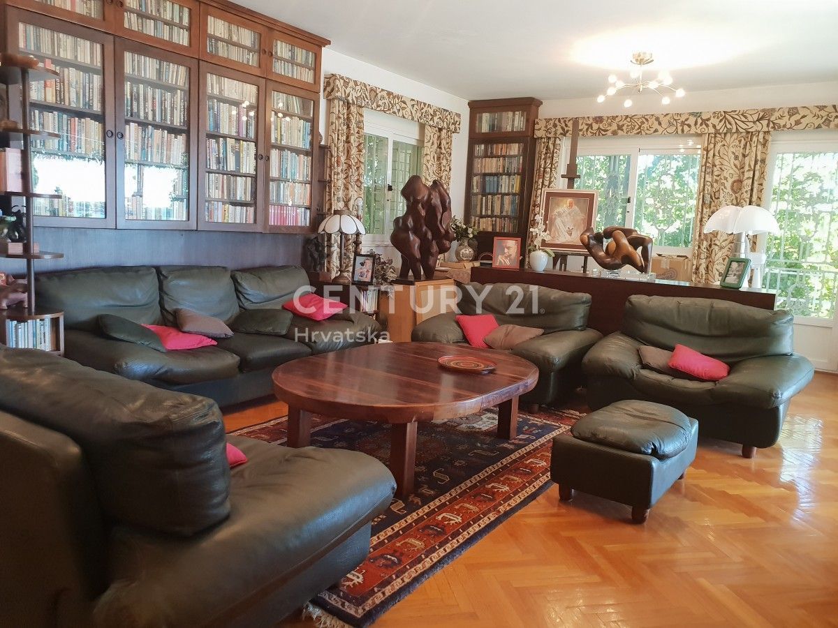 Вилла в Примоштене, Хорватия, 600 м2 фото 4