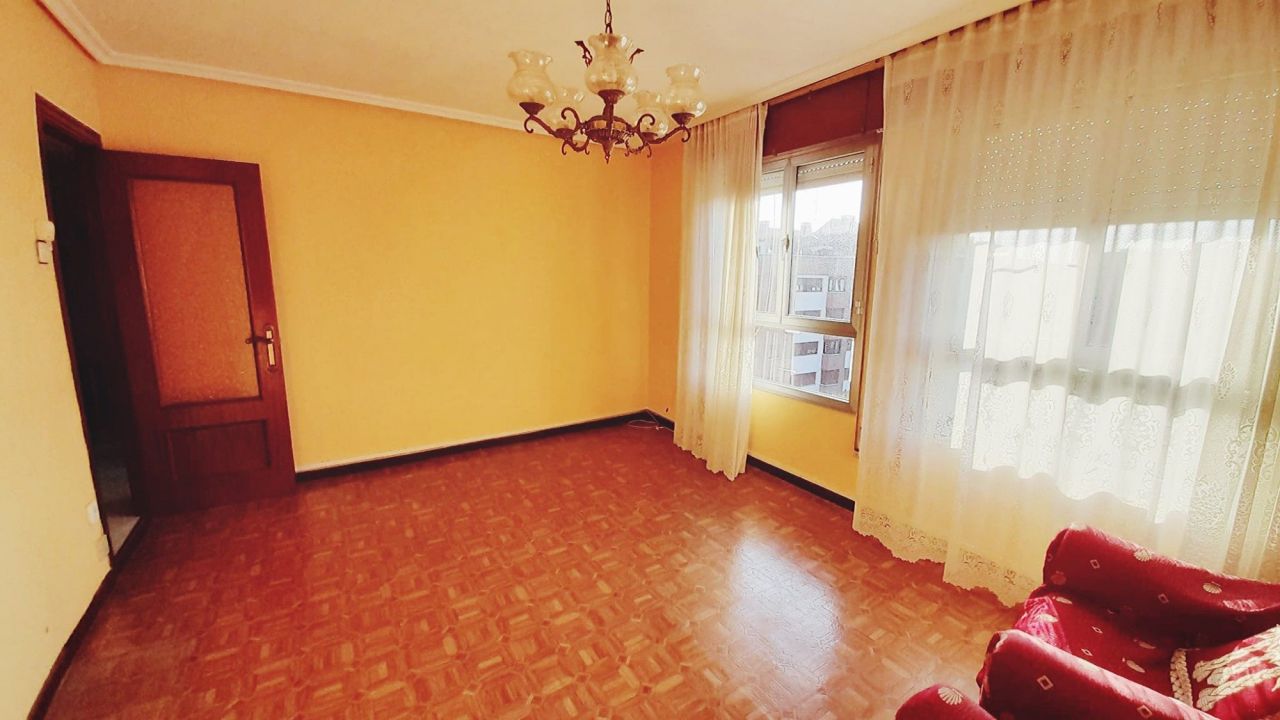 Апартаменты в Хихоне, Испания, 61 м2 фото 2