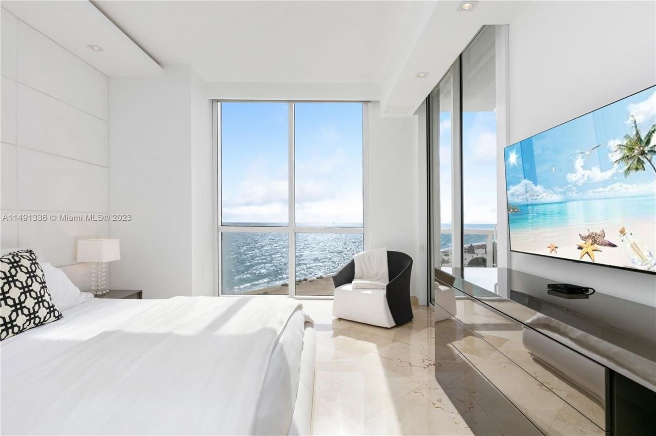 Квартира в Майами, США, 150 м2 фото 2