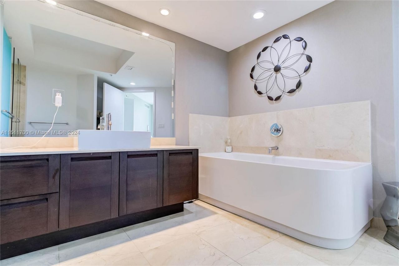Квартира в Майами, США, 130 м2 фото 5
