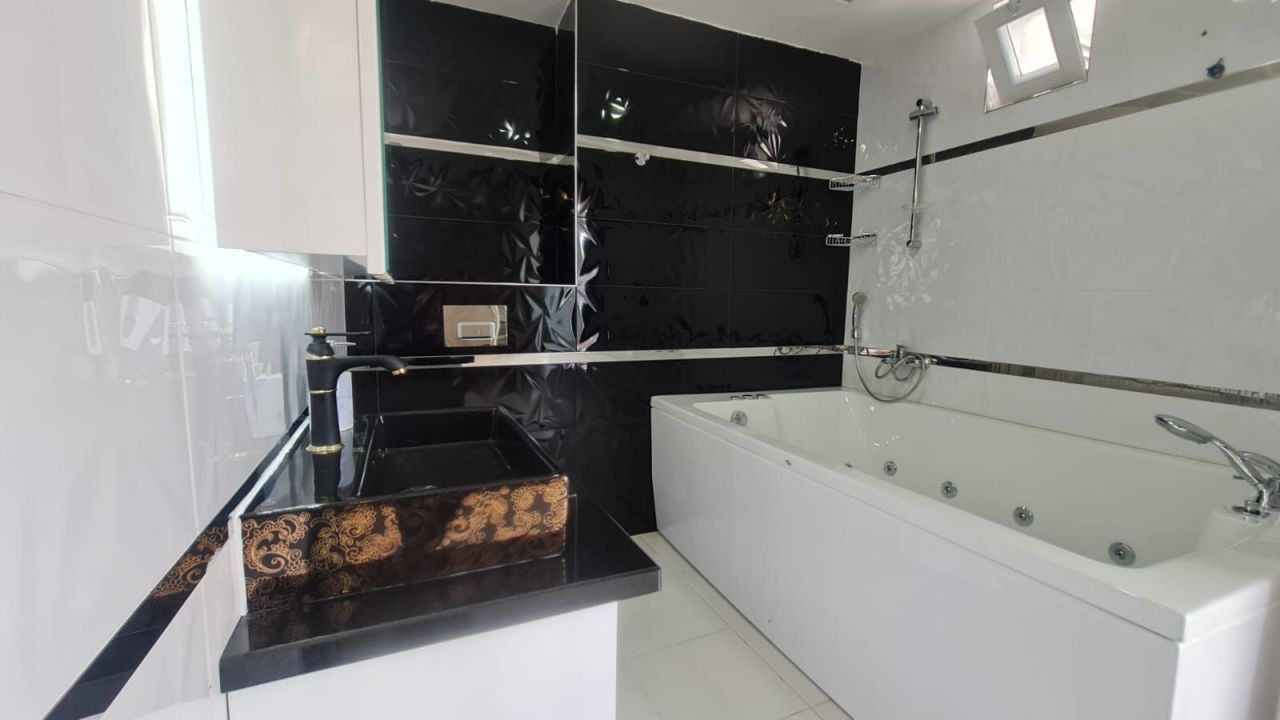 Квартира в Алании, Турция, 200 м2 фото 5