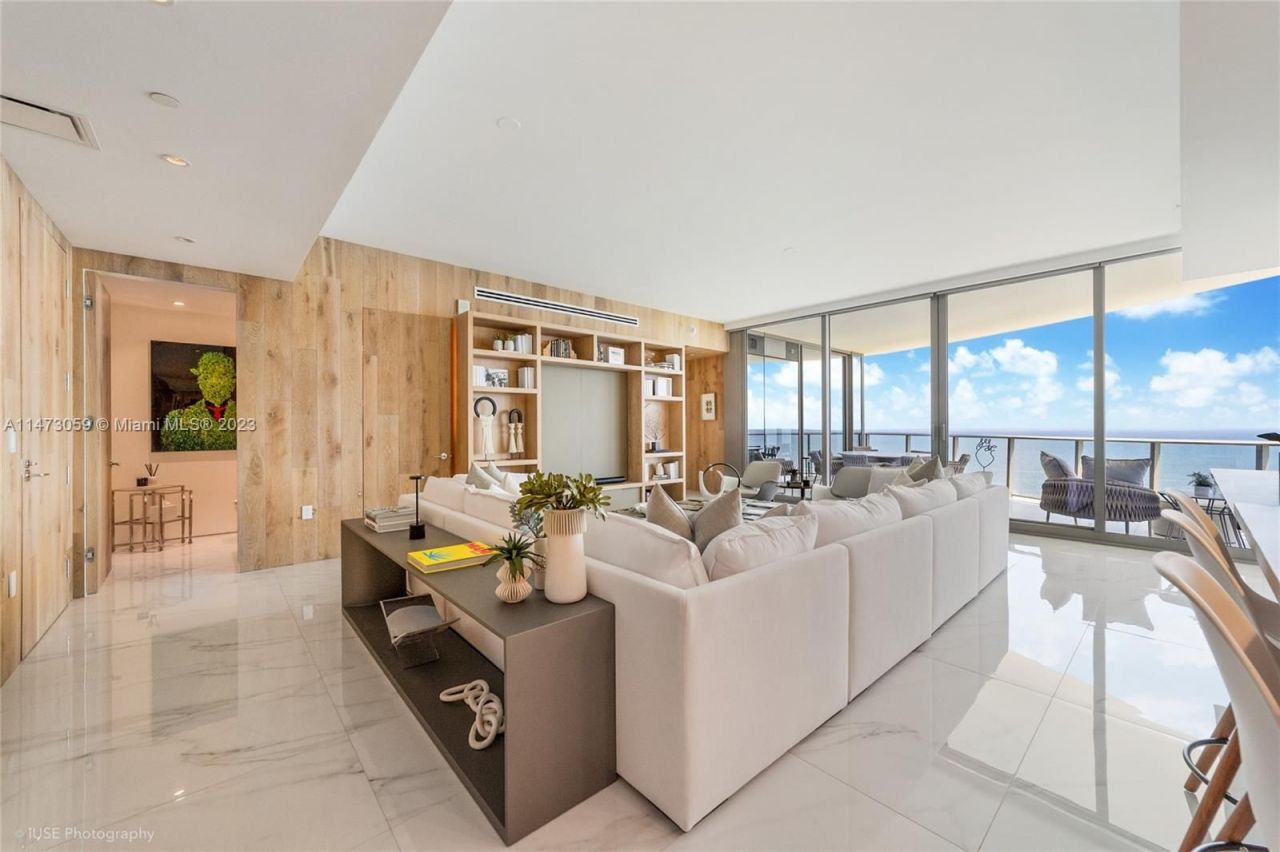 Квартира в Майами, США, 200 м2 фото 2