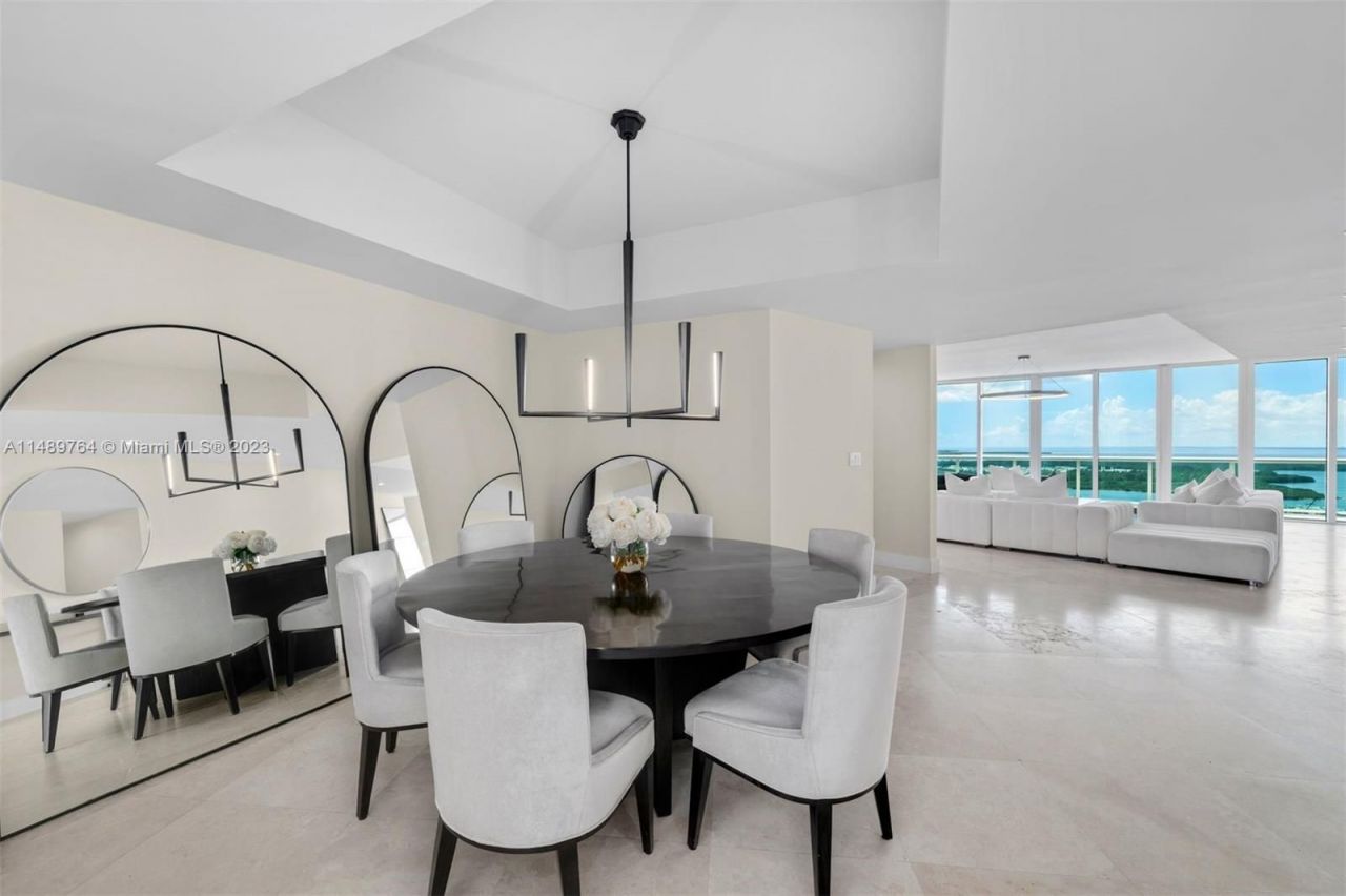Квартира в Майами, США, 250 м2 фото 4