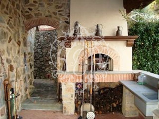 Вилла в Камайоре, Италия, 40 000 м2 фото 5