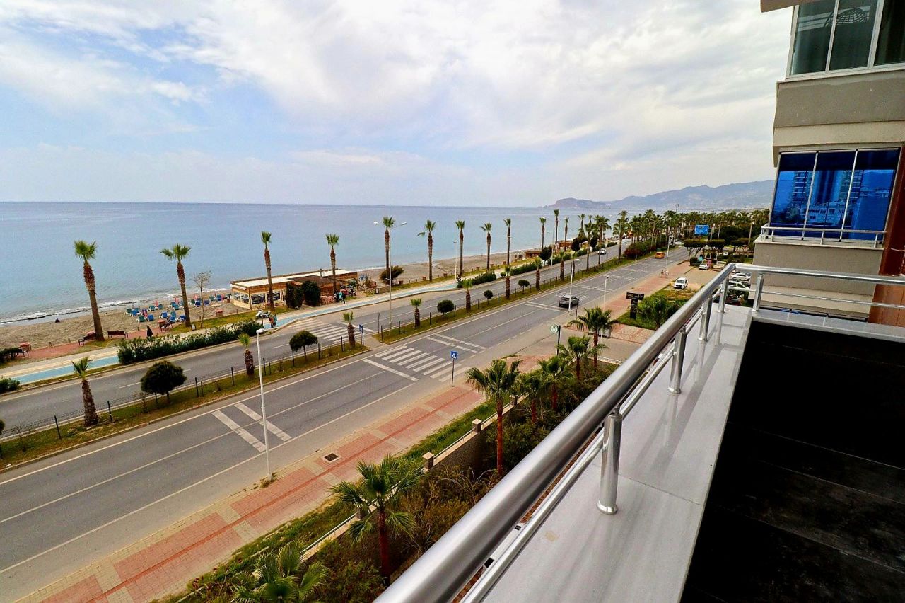 Квартира в Алании, Турция, 220 м2 фото 3