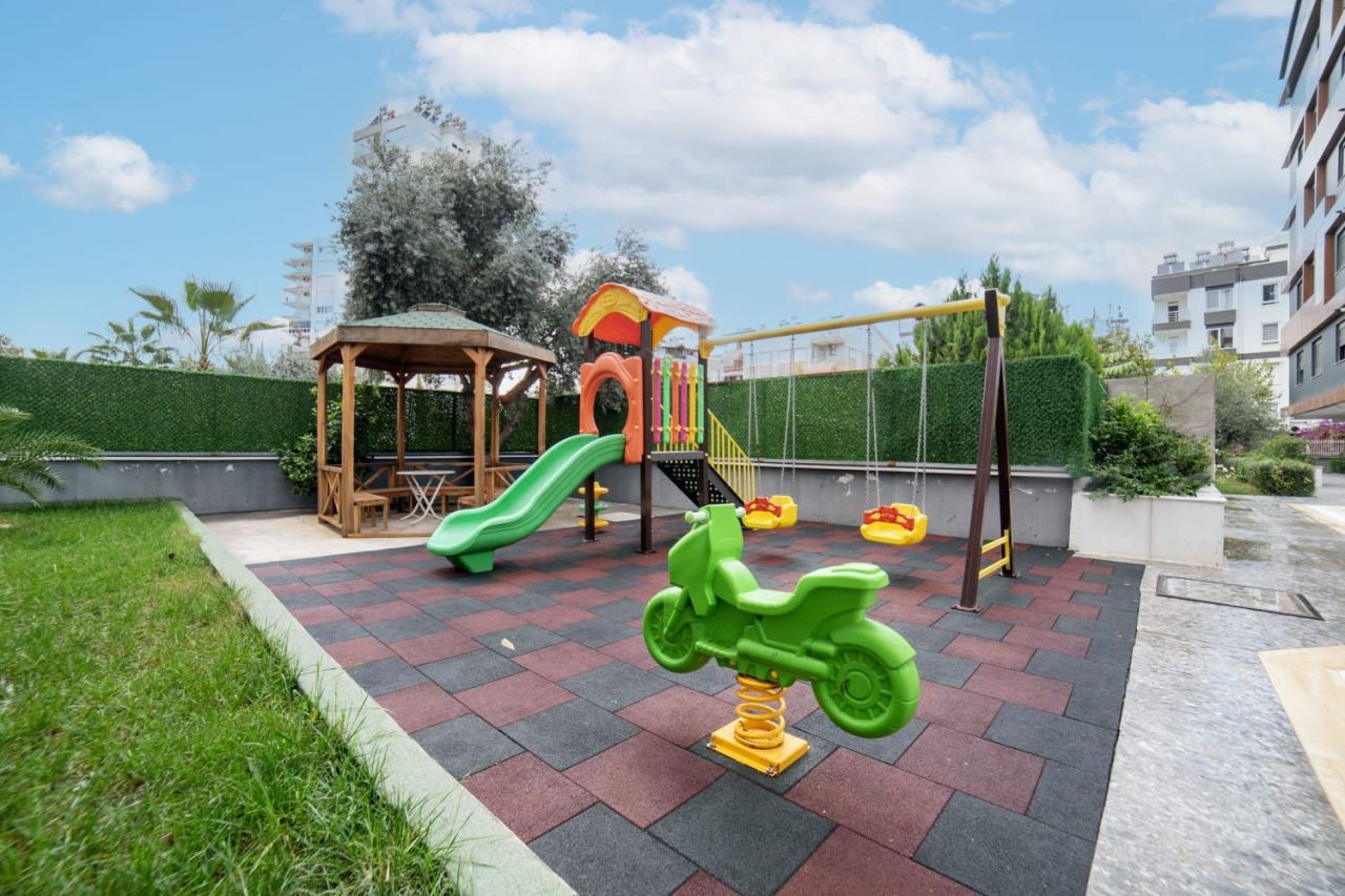 Квартира в Анталии, Турция, 190 м2 фото 2