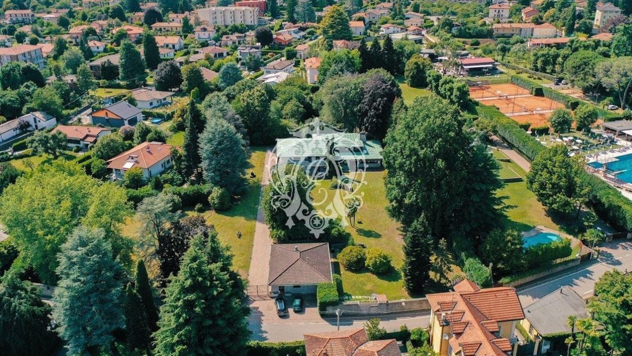 Вилла в Лезе, Италия, 800 м2 фото 4