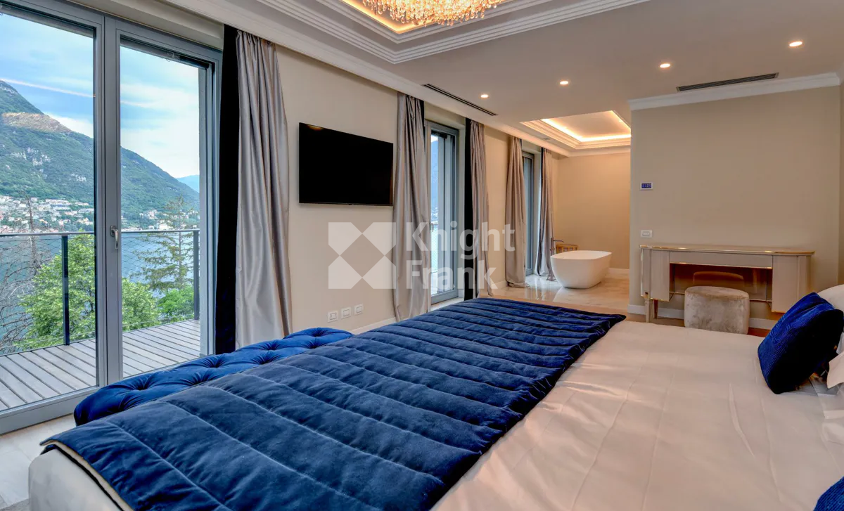 Вилла в Комо, Италия, 560 м2 фото 5