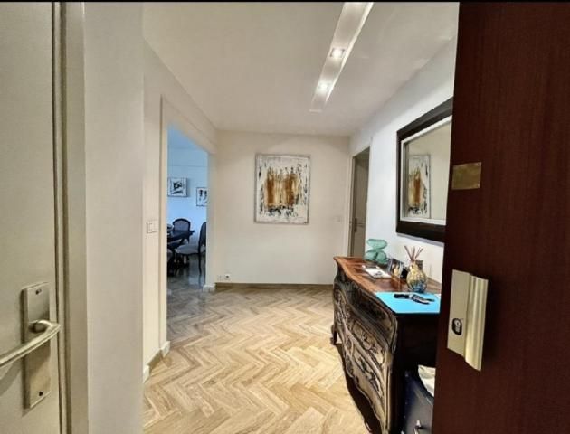 Апартаменты в Каннах, Франция, 80 м2 фото 2