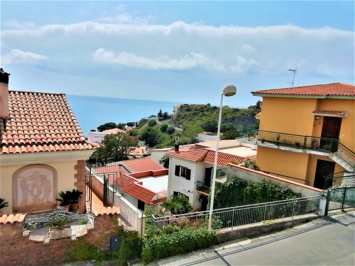 Апартаменты в Скалее, Италия, 60 м2 фото 3