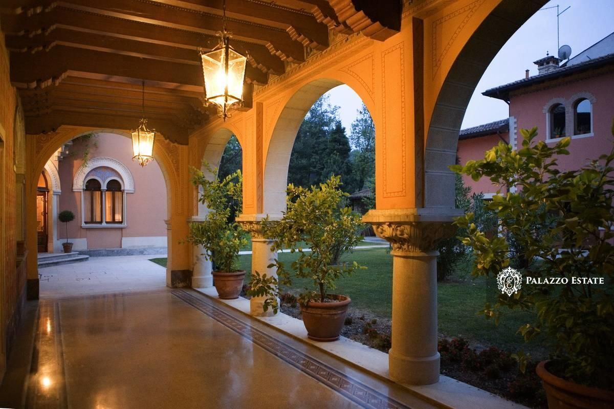 Вилла в Венеции, Италия, 935 м2 фото 4