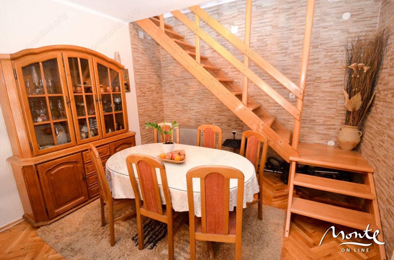 Квартира в Которе, Черногория, 95 м2 фото 3