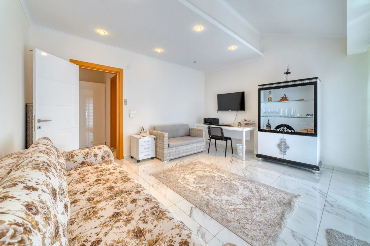 Квартира в Алании, Турция, 200 м2 фото 4
